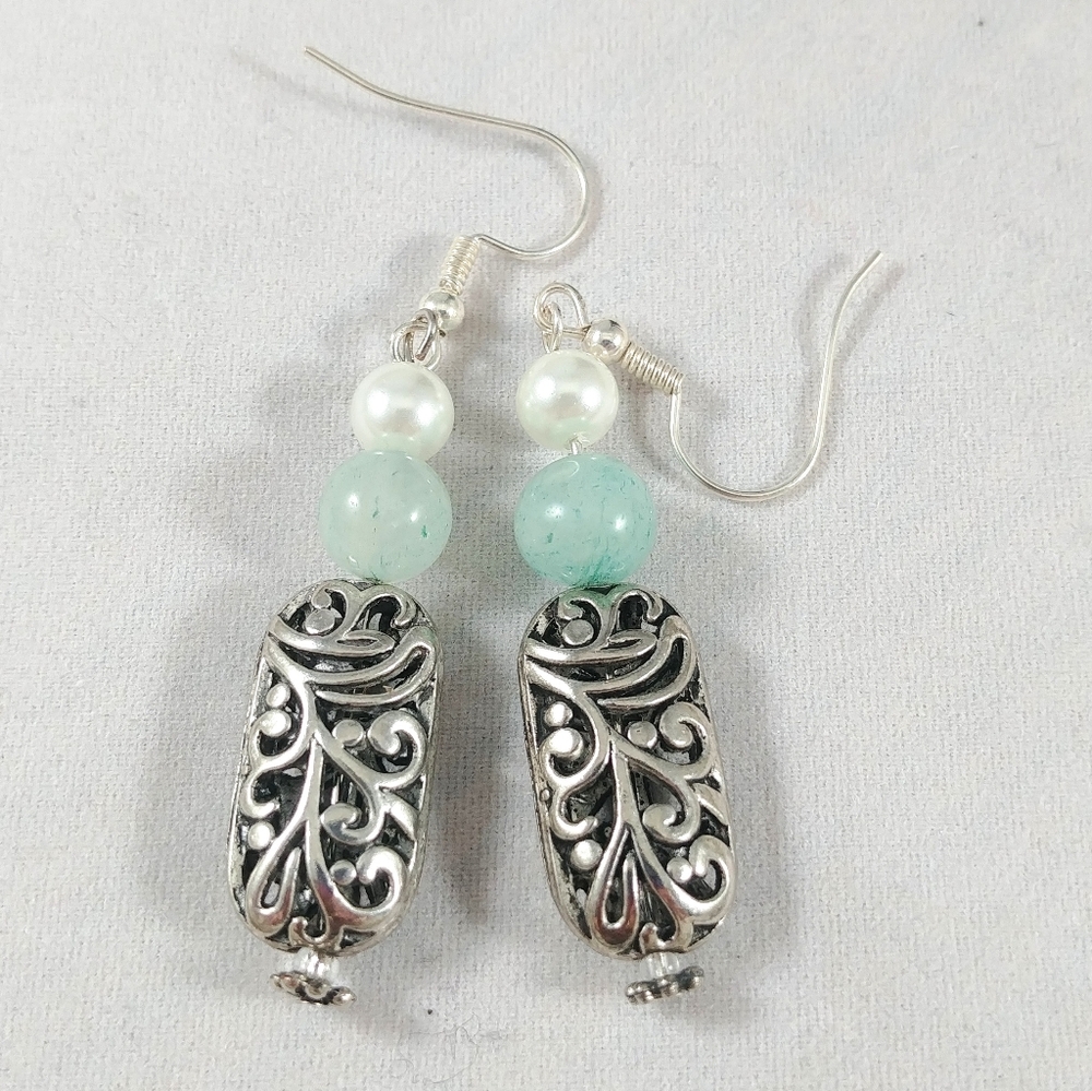 Botanical Design Metal beaded dangling earrings